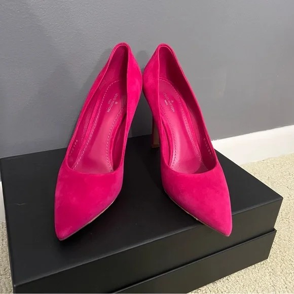 Louis Vuitton Heels 100% Authentic - Picture 5 of 8